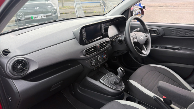 Hyundai i10 1.0 [63] Advance 5dr Auto [Nav] Petrol Hatchback - Image 9